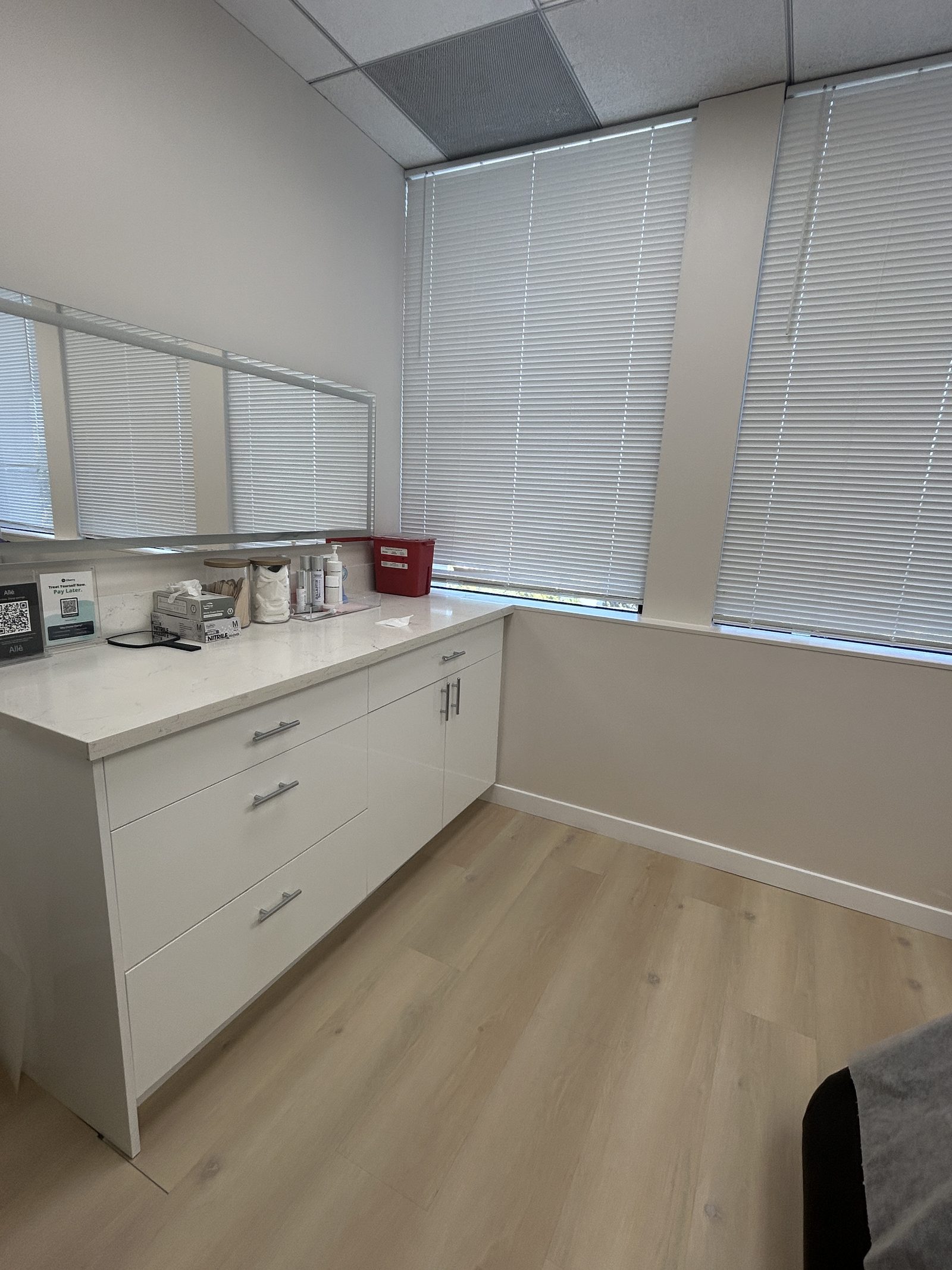 Skinsation LA treatment room — clinical, calm, lit for facial mapping